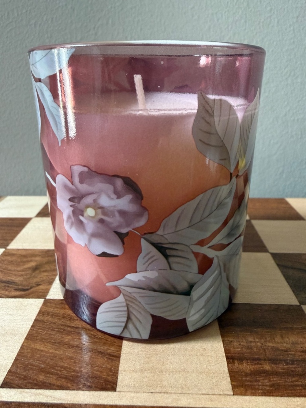 Simply Indulgent Scarlet Santal 7 oz Soy Candle New Floral Glass Jar